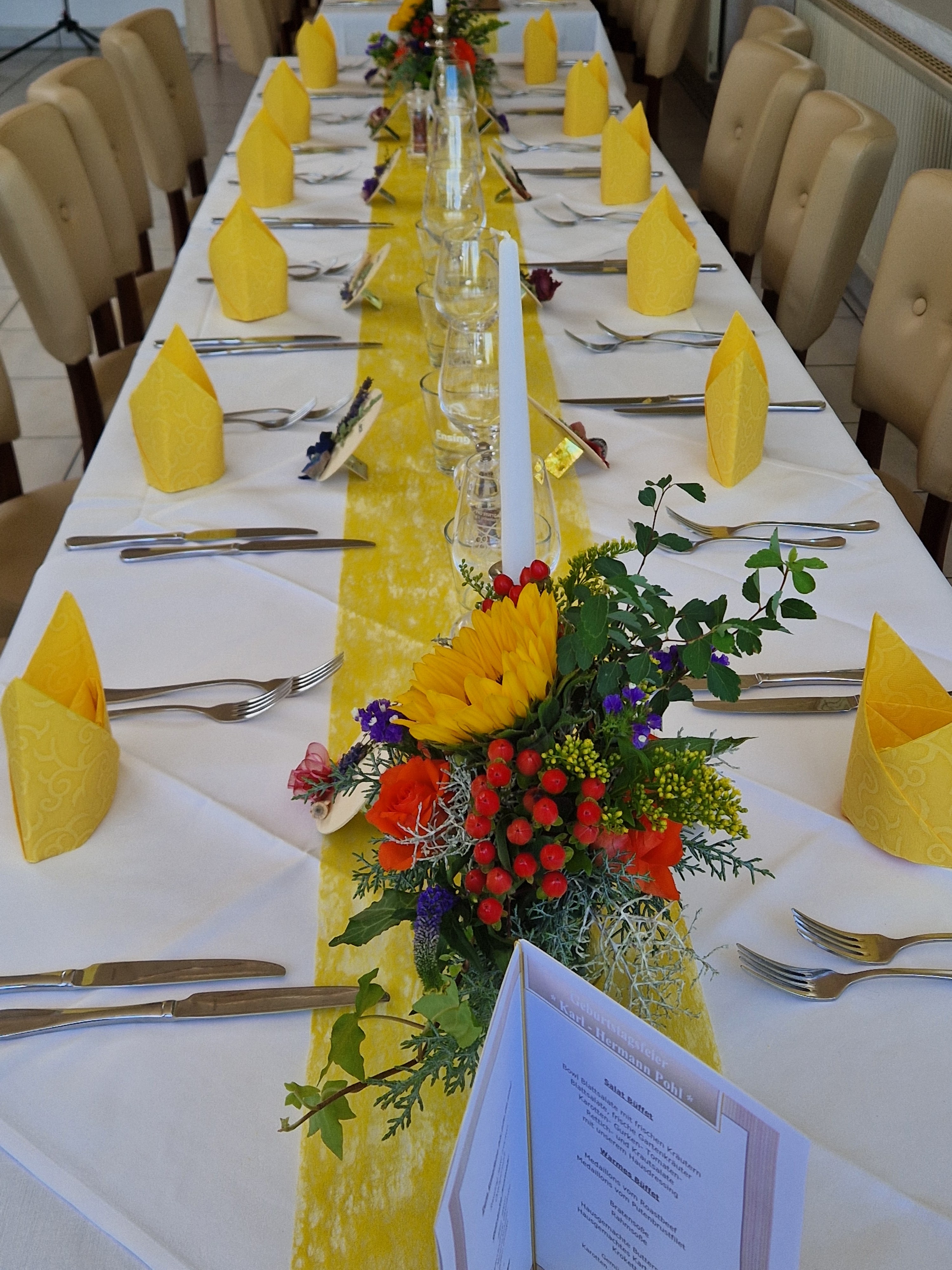 Gemütliche Restauranträume & schöner Biergarten